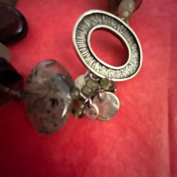 Silpada Green Multi-Stone Stretch Bracelet - Picture 2 of 2